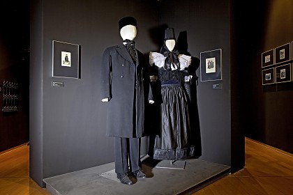 Mourning dresses from Lower Saxony, Germany
